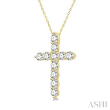 1/4 Ctw Round Cut Diamond Cross Pendant With Chain in 14K Yellow Gold